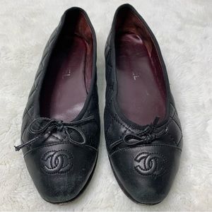 CHANEL Women's Black Quilted Leather Ballerinas Flats Cap-Toe Shoes Size 36